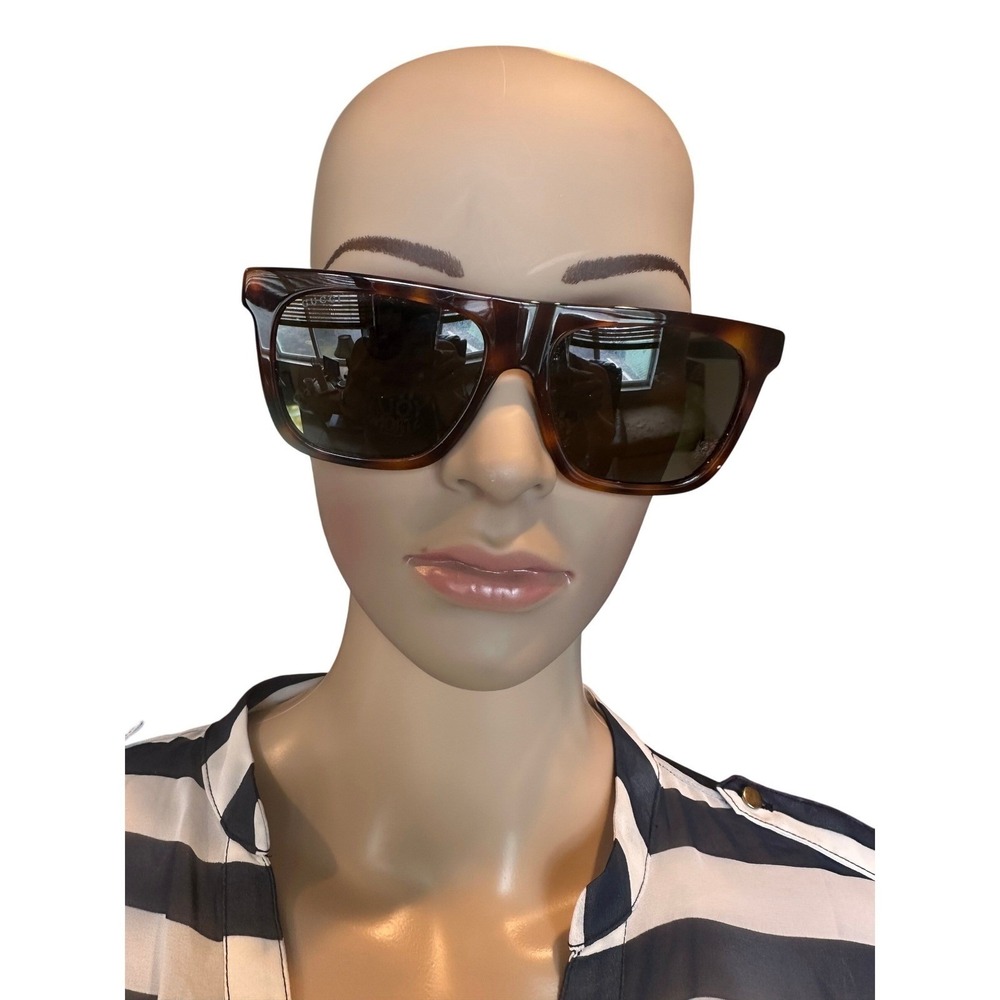 Gucci Tortoiseโ Star Interlocking G Oversized Square Sunglasses GG0208S Brown